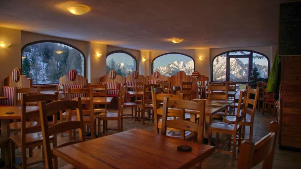Rifugio Campelli Hotel บาร์ซีโอ ภายนอก รูปภาพ
